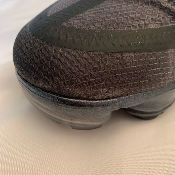 Nike Air VaporMax 2019 Triple Black Shoes - Picture 7 of 7